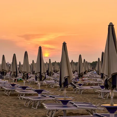 Flat With Sea View Terraceby Beahostrentals Bibione